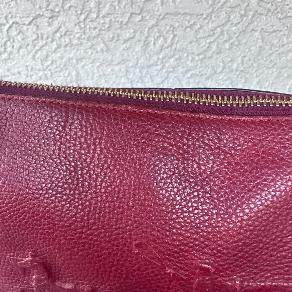 𝓒𝓞𝓐𝓒𝓗 Embossed Horse & Carriage shoulder bag - Picture 15 of 16